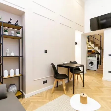 Stylish Csengery Nest By Nw *