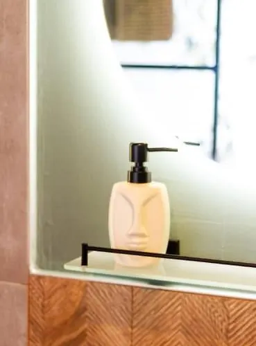 Stylish Csengery Nest By Nw