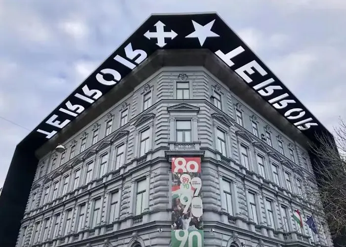 Lägenhet Stylish Csengery Nest By Nw *