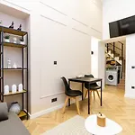 Stylish Csengery Nest By Nw *